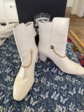 Silent D from Anyhropolgie Women's White Leather Mid-Calf Boots with Gold Chain